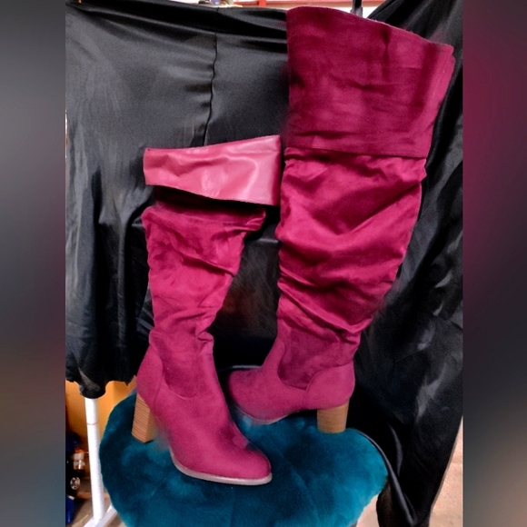 Thigh Boots - Picture 2 of 6